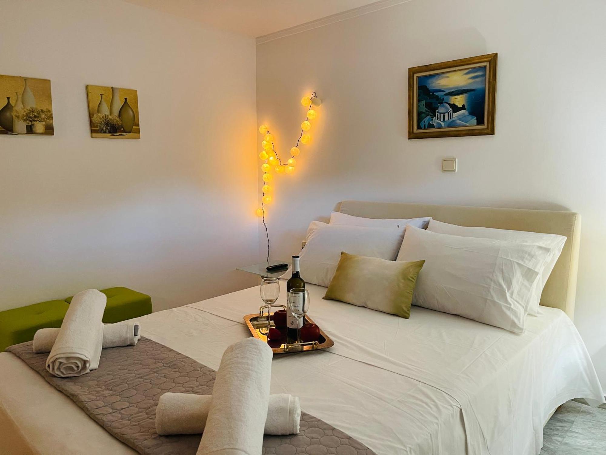 Erotospilia Porto Rafti Near The Athens Airport Apartamento Exterior foto